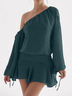 Robe mousseline à l'épaule dénudée