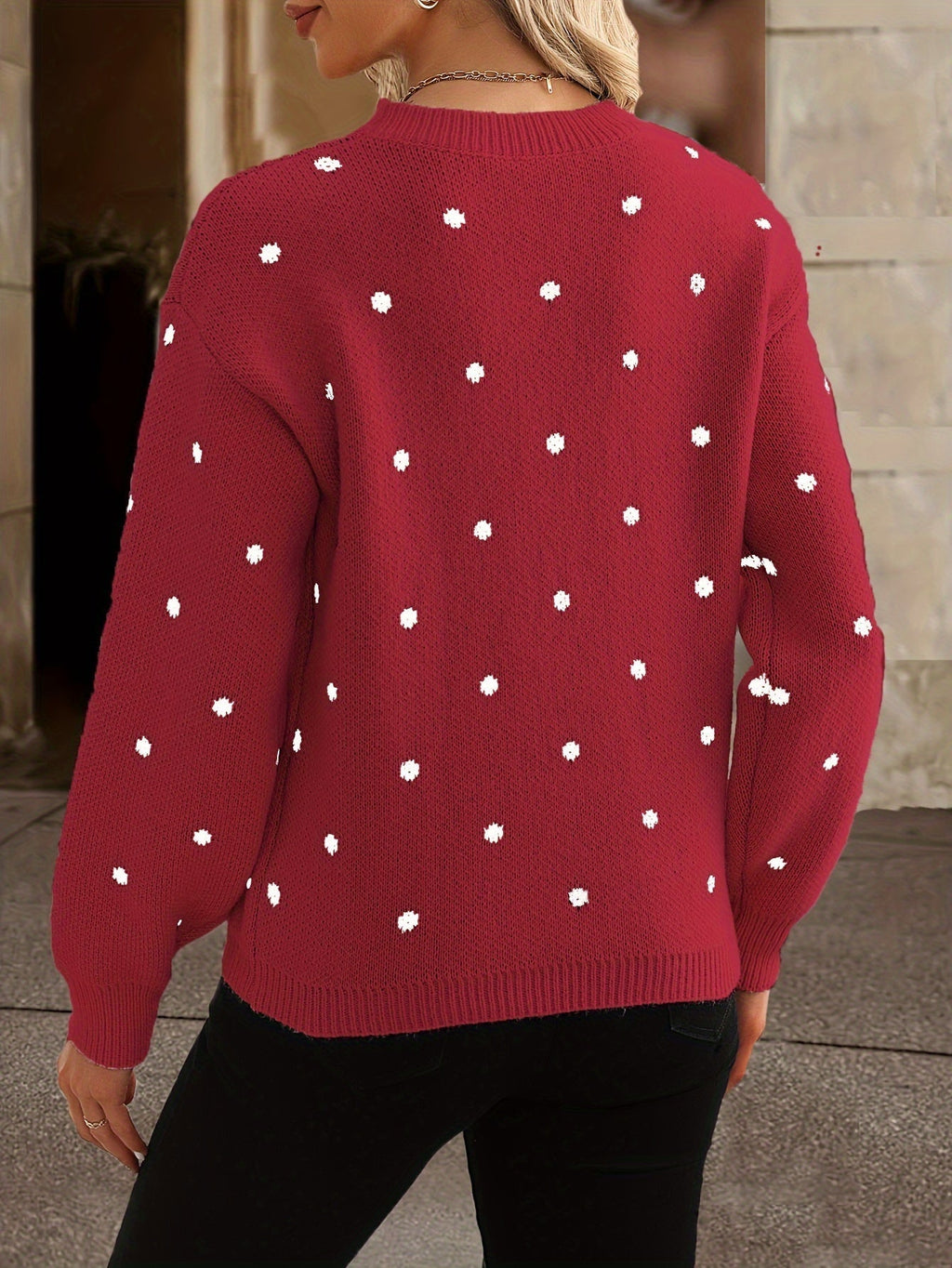 Pull à pois Zara : décontracté et élégant pour femme en automne et en hiver