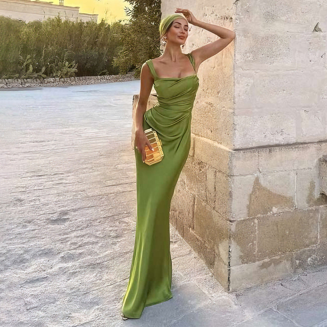 Emerald Green Pleated Backless Maxi Dress