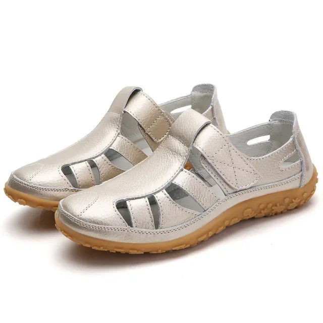 Chaussures en cuir argenté pour femmes, design ouvert, semelle en caoutchouc antidérapante, confortables et élégantes, idéales pour l'été.