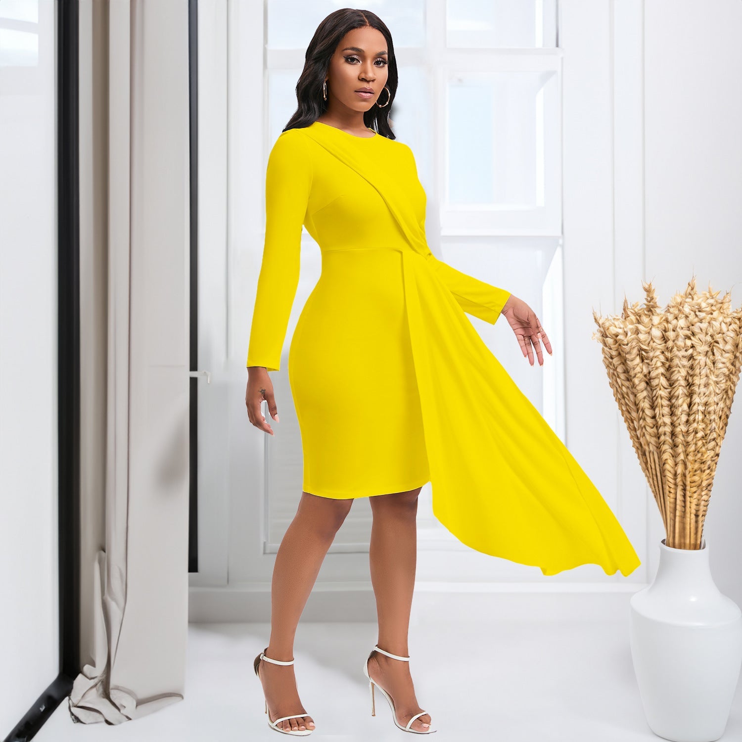 Robe courte crayon élégante à manches longues - Chic&Shines