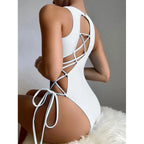 Maillot De Bain Une Pièce Licou Dos Lacet Irrégulier - Chic&Shines