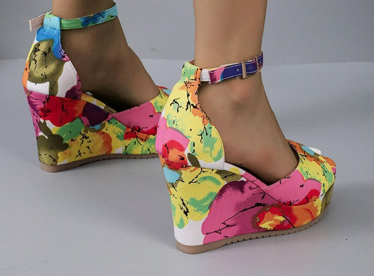 Multicoloured open-toe wedge shoe
