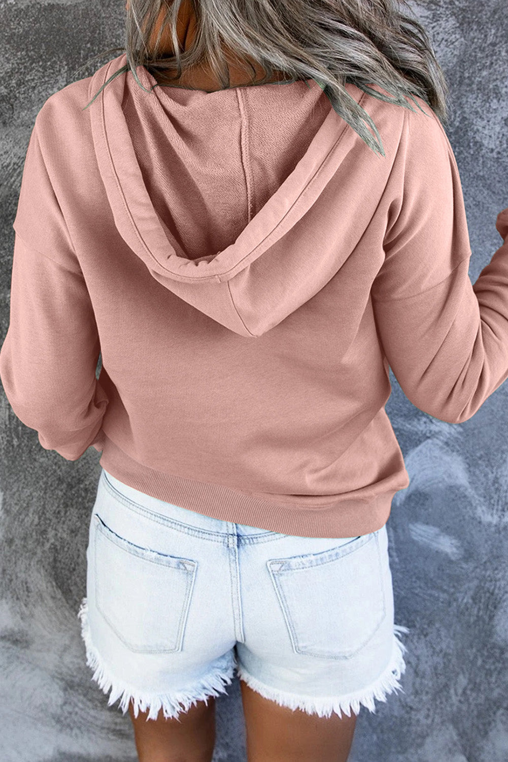 Sweat à capuche basique pour femme, coupe confortable et design sobre