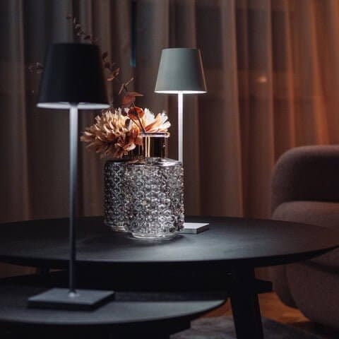 Lampe LED de table étanche compatible Alexa – design minimaliste & commande vocale