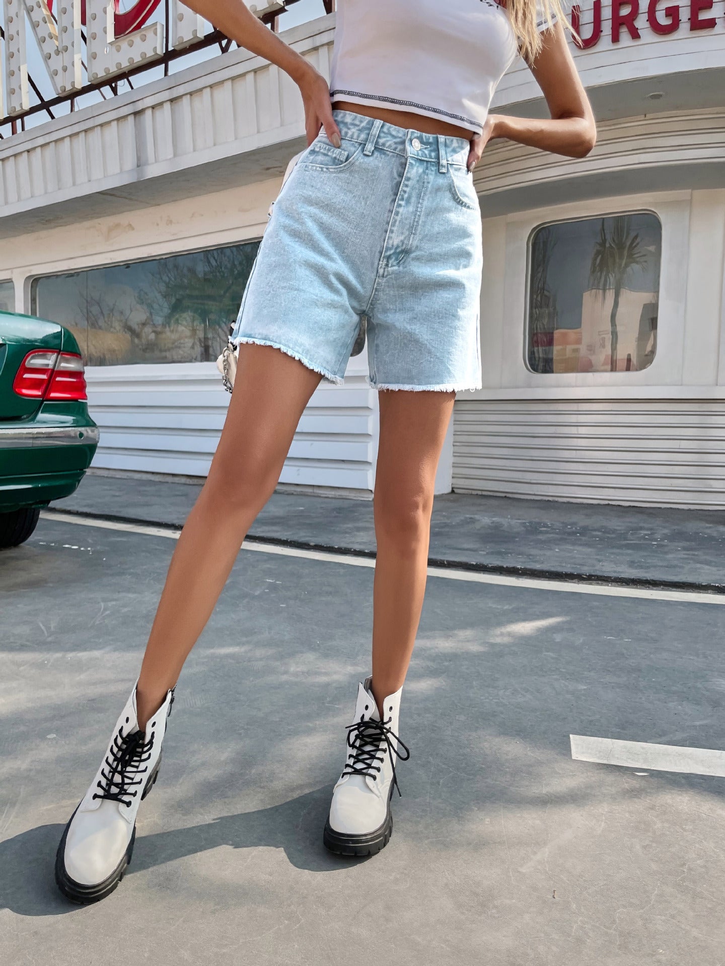 Short en jean taille haute – Coupe droite intemporelle