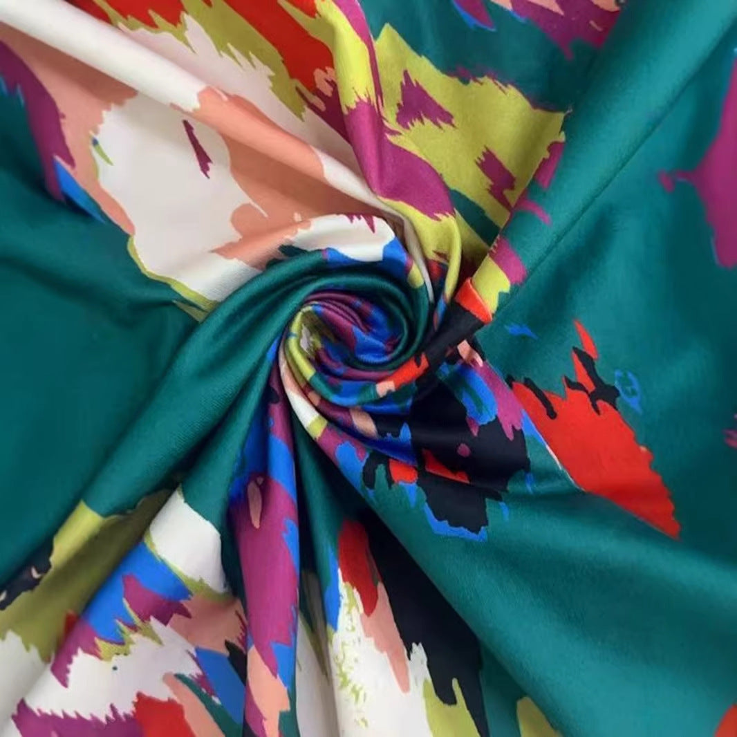 Robe mi-longue color-block taille haute