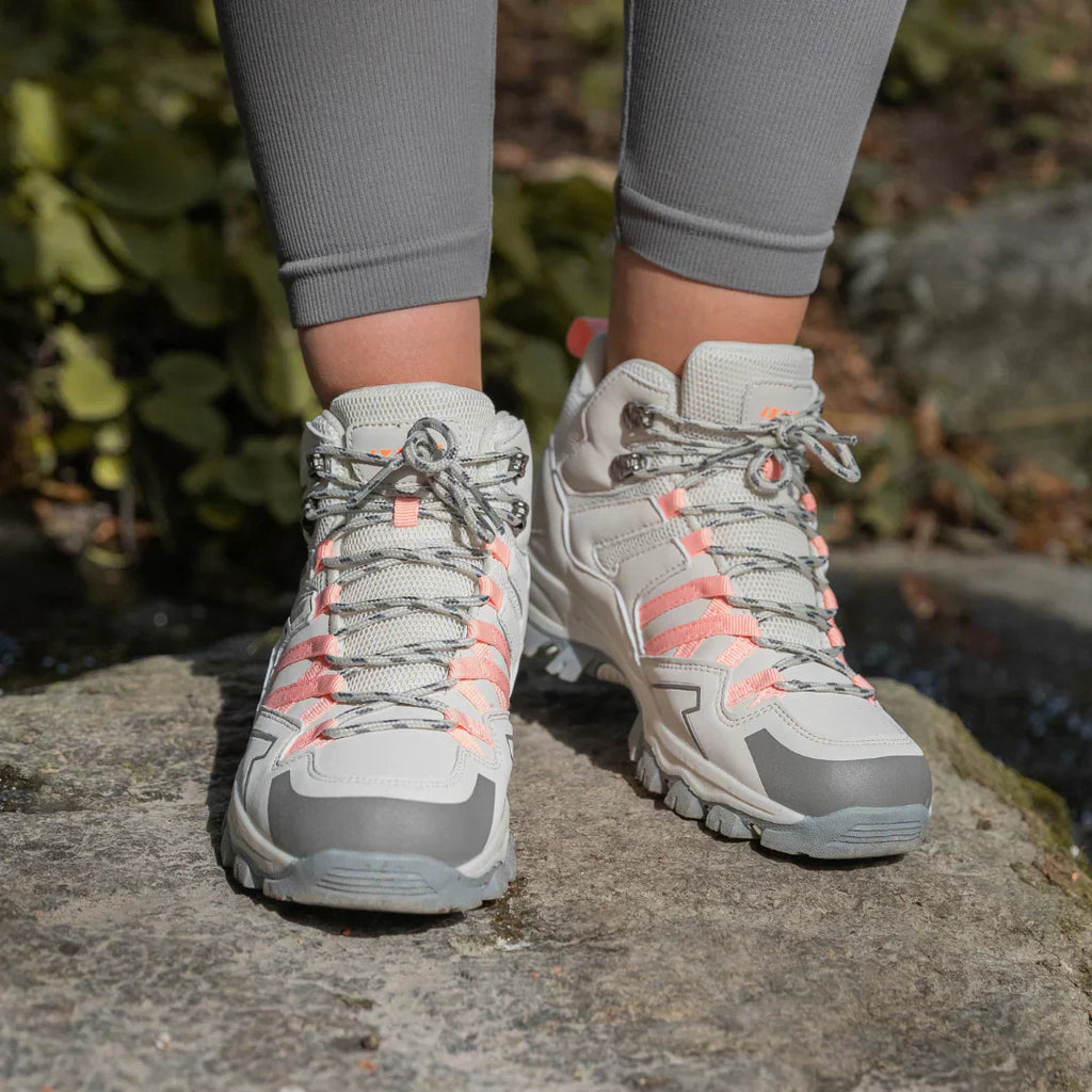 Chaussures de randonnée femme en cuir imperméable