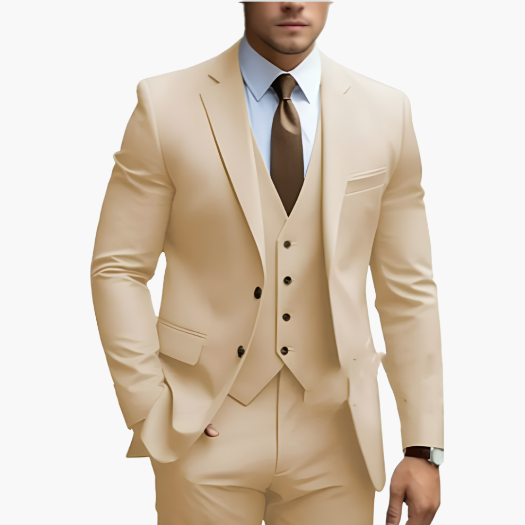 Costume homme élégant avec veste, gilet et pantalon