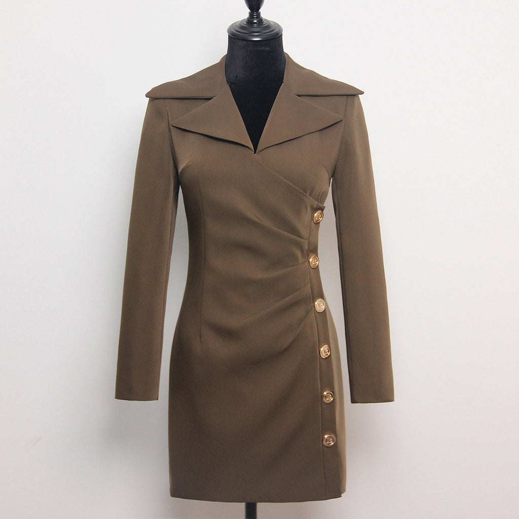 Robe fourreau élégante couleur caramel — Minimaliste et affinante