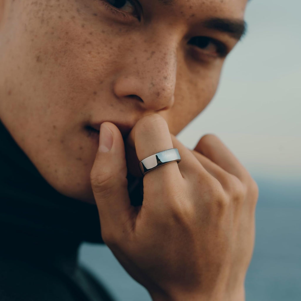 Silver Connected Ring Health and Activity Tracking
