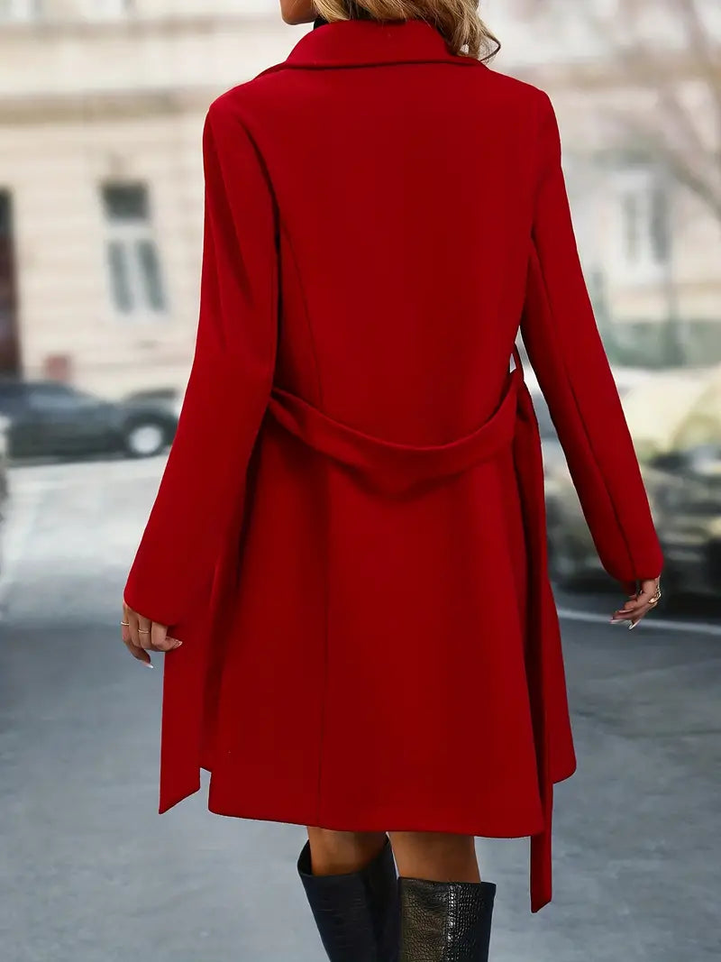 Chic women's double-breasted trench coat, perfect for autumn