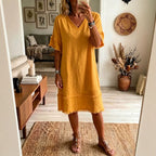 Robe fluide encolure V — Élégance casual intemporelle
