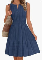 Bohemian pleated linen dress, round neck, fitted waist