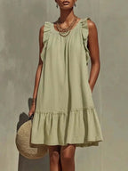 Robe droite sans manches, col rond et volants