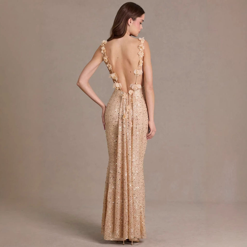 Robe longue dos nu perlée et paillettes
