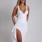 Robe portefeuille blanc pur, élégance minimaliste