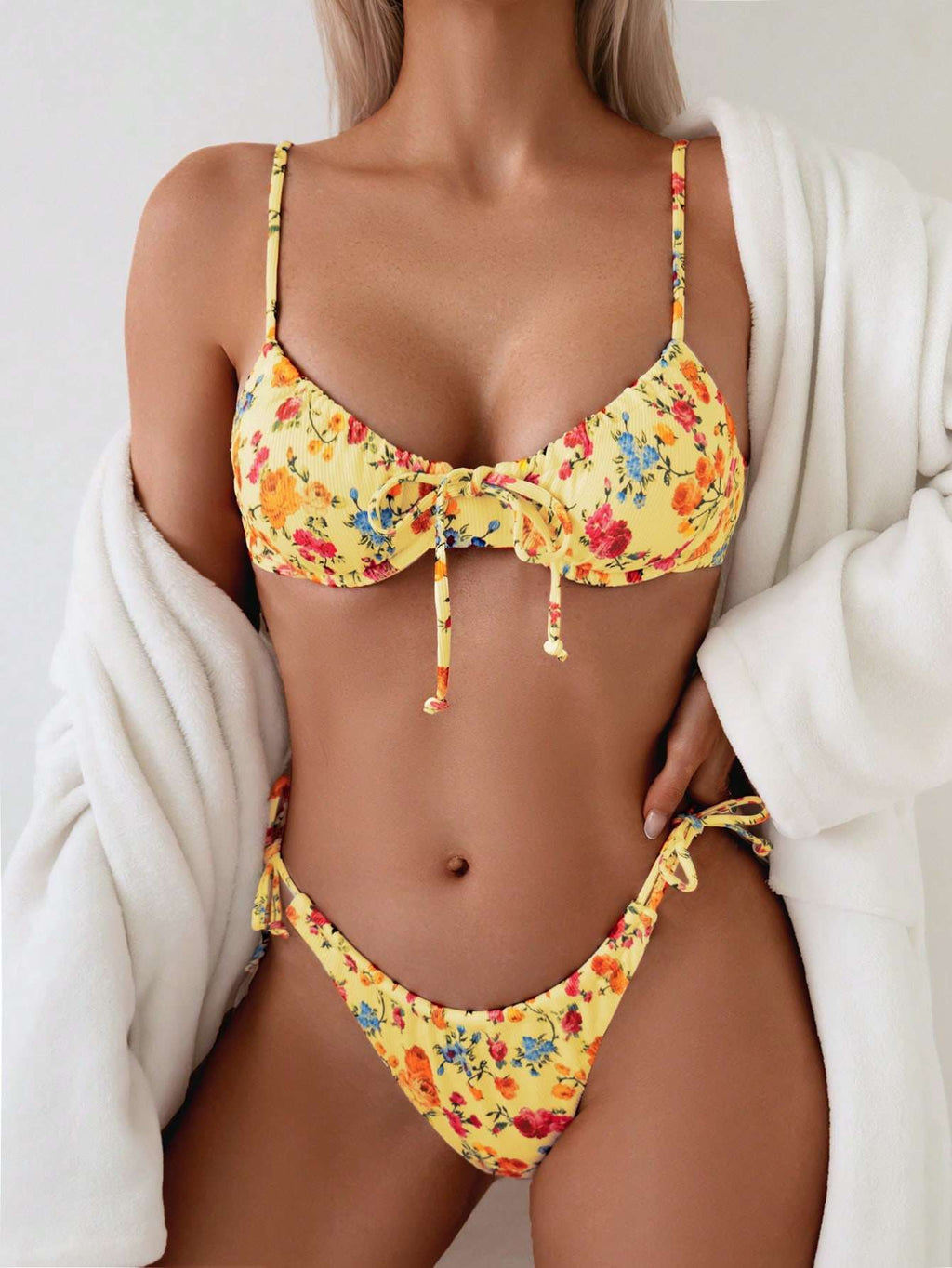 Sylvia — Bikini deux-pièces à motif floral