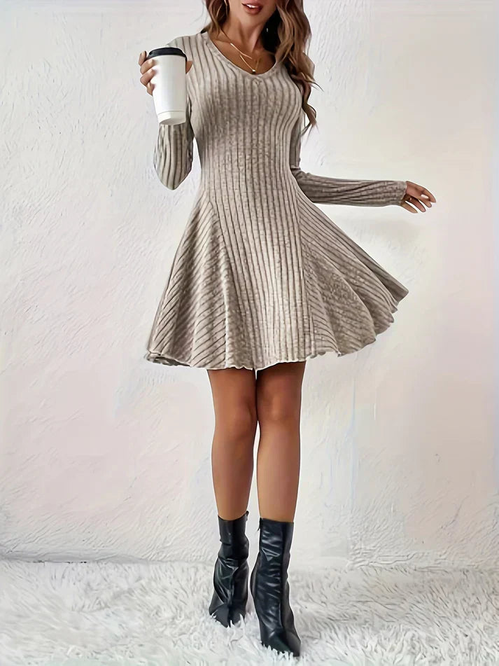 Élégante Robe Côtelée Décolleté en V Ligne A Manches Longues Pour Femme | Parfaite Pour l'Automne et Toute Occasion