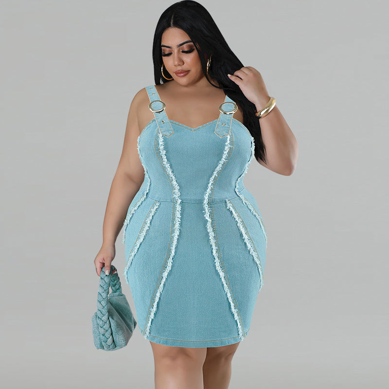 Sleeveless light blue denim trapeze dress