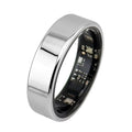 Bague intelligente en argent avec technologie intégrée, design moderne et minimaliste, idéale pour suivre l'activité physique et la santé.