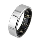 Bague intelligente en argent avec technologie intégrée, design moderne et minimaliste, idéale pour suivre l'activité physique et la santé.