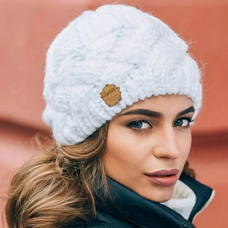 Chapeau tricoté doux et à la mode pour les femmes et les hommes