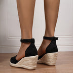 Elara - Women's Flat Strap Sandals