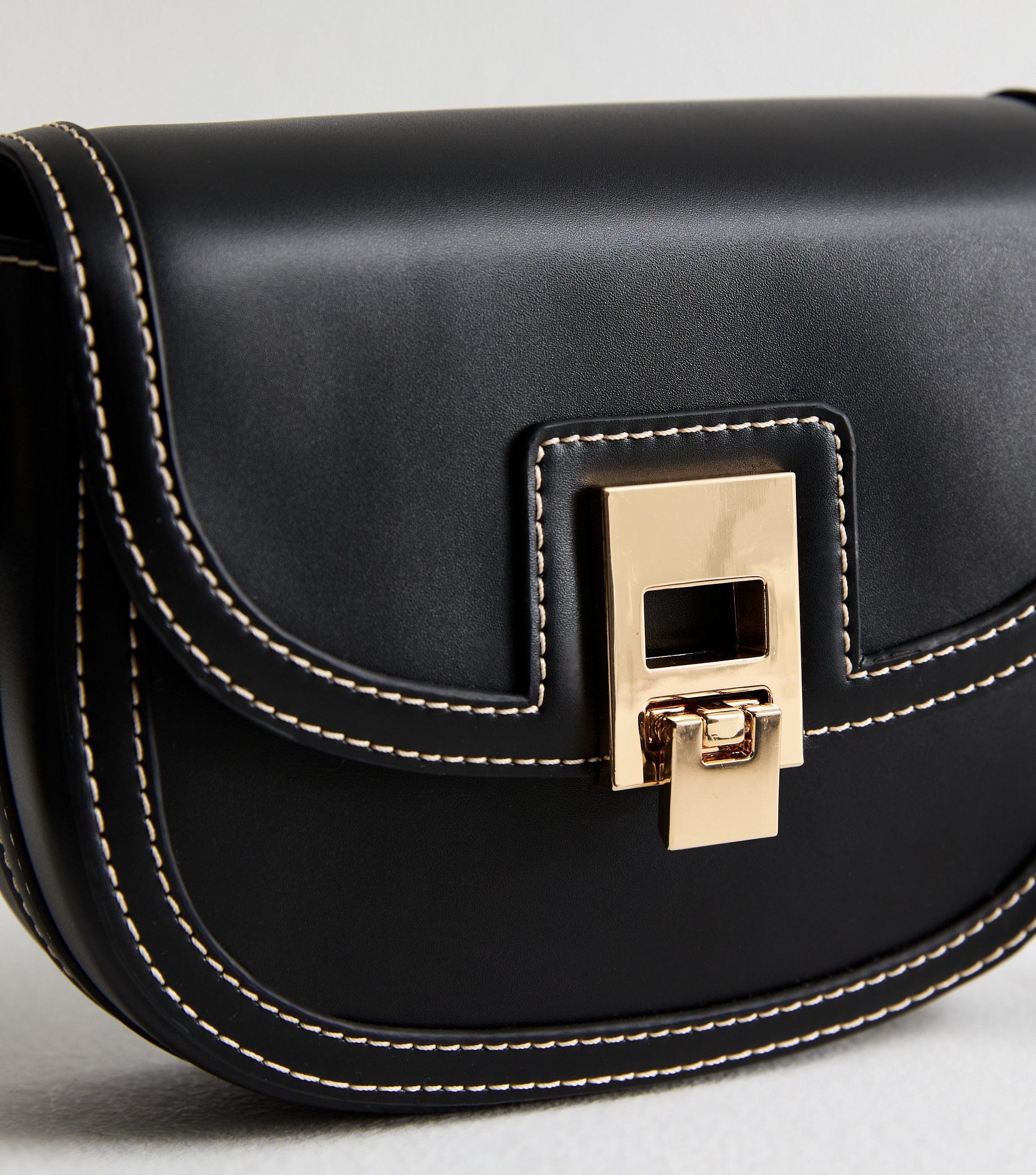 Elégant sac crossbody à rabat pour femme