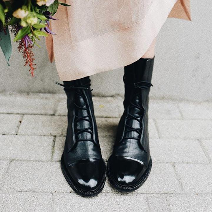 Bottines en cuir à lacets pour femmes