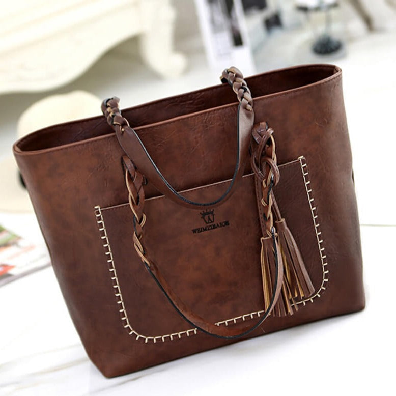 Women's leather shoulder bag