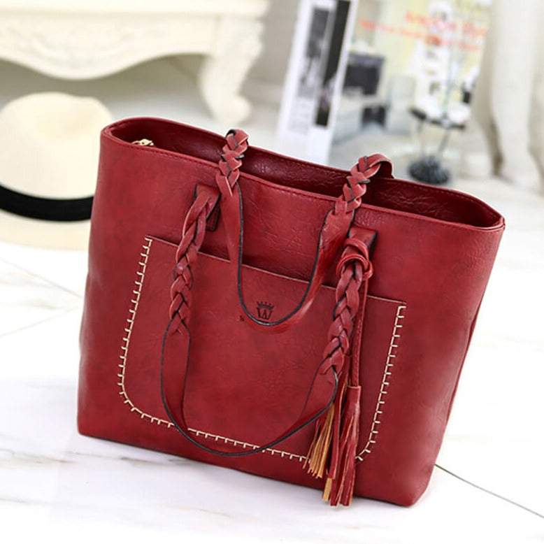 Women's leather shoulder bag