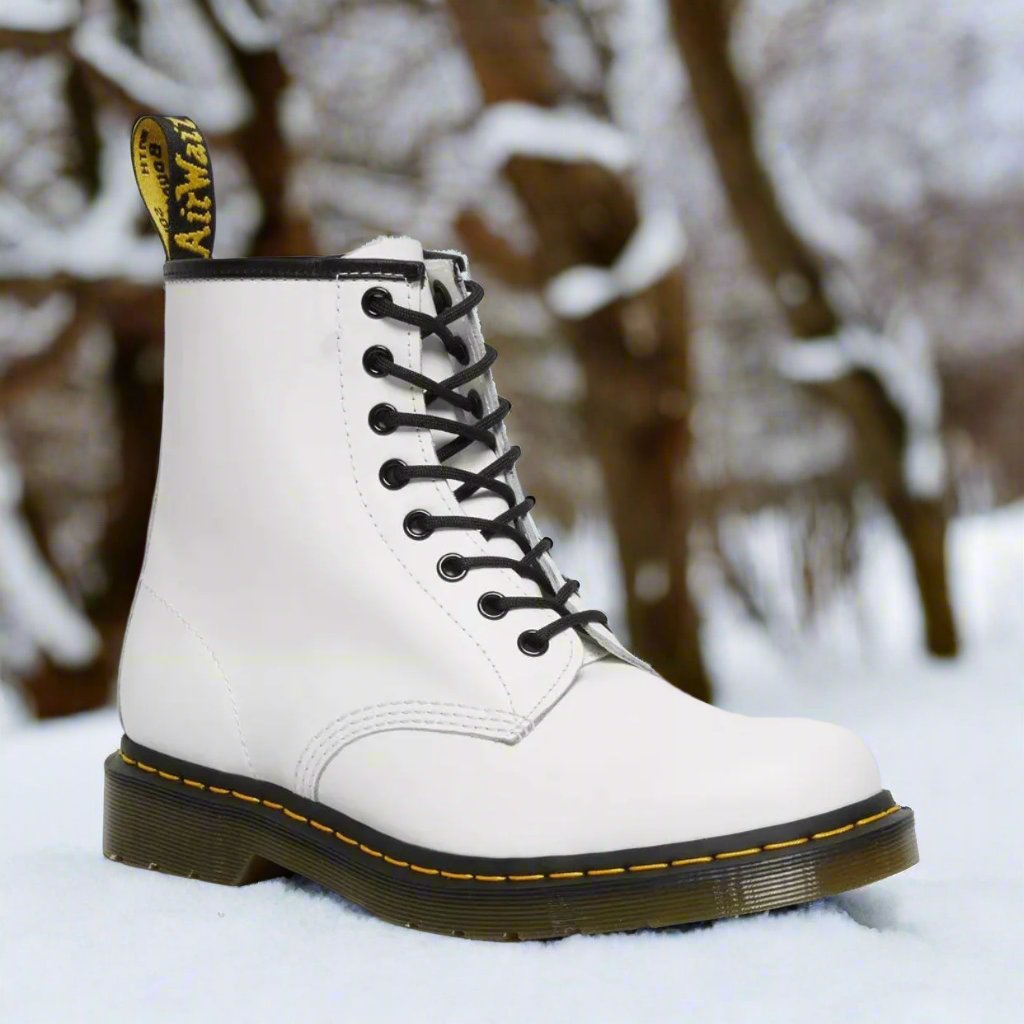 Modern Lace-Up Boots for Women - Comfortable and Versatile Design