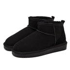 Bottes en daim noir pour femme, style UGG, semelle épaisse antidérapante, doublure chaude en fourrure synthétique, mode hiver confortable.