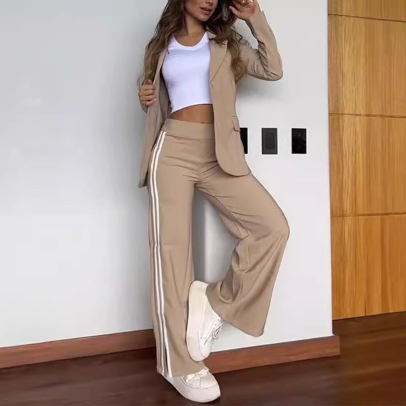 Ensemble automnal à col revers et pantalon large
