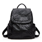 Sac à dos en cuir noir élégant, design moderne, poches latérales, idéal pour le quotidien ou le voyage. Accessoire mode pratique et tendance.