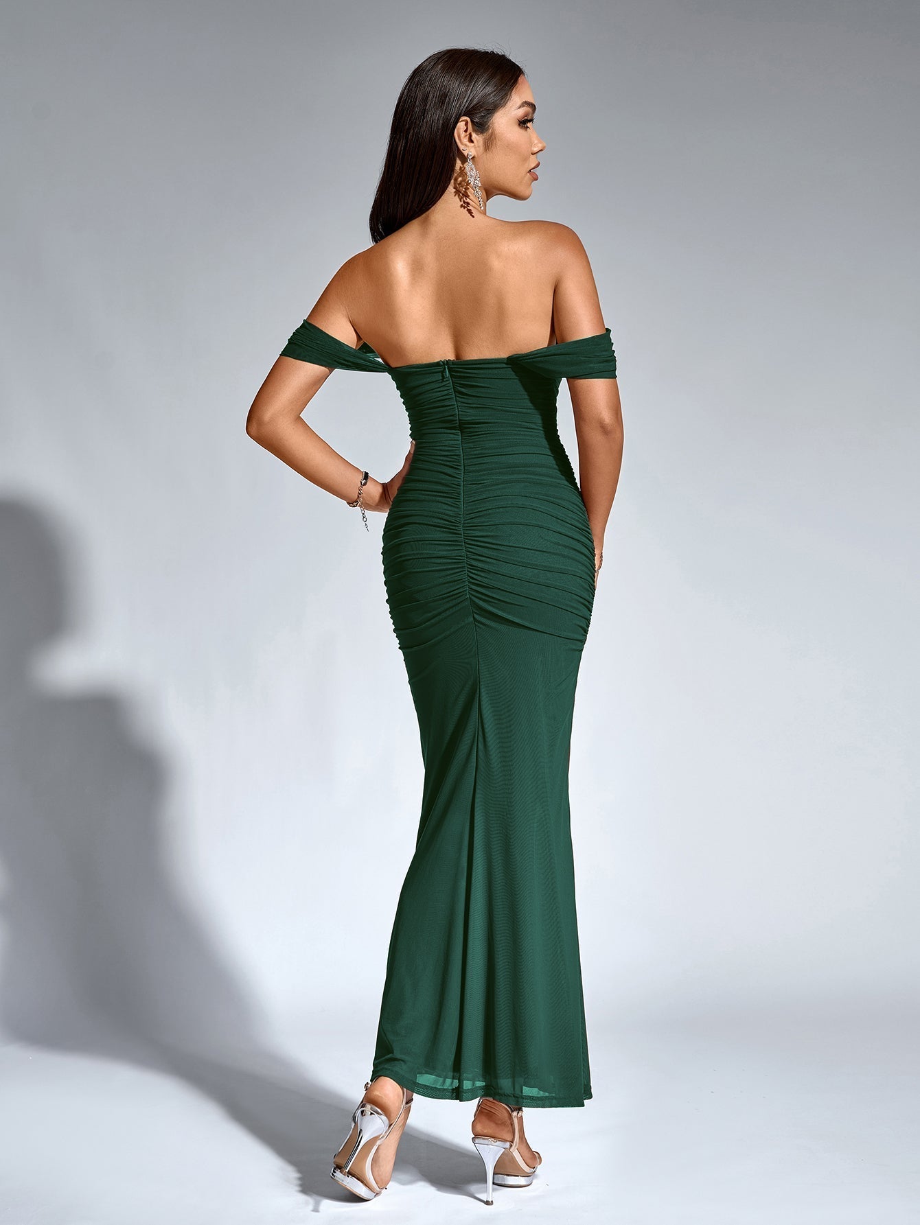 Robe longue moulante à épaules dénudées – Fronces et ourlet sirène | Robe de soirée extensible