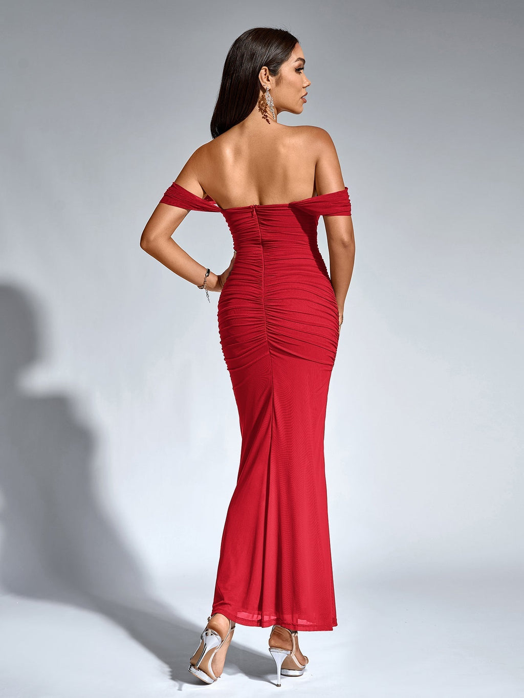 Robe longue moulante à épaules dénudées – Fronces et ourlet sirène | Robe de soirée extensible