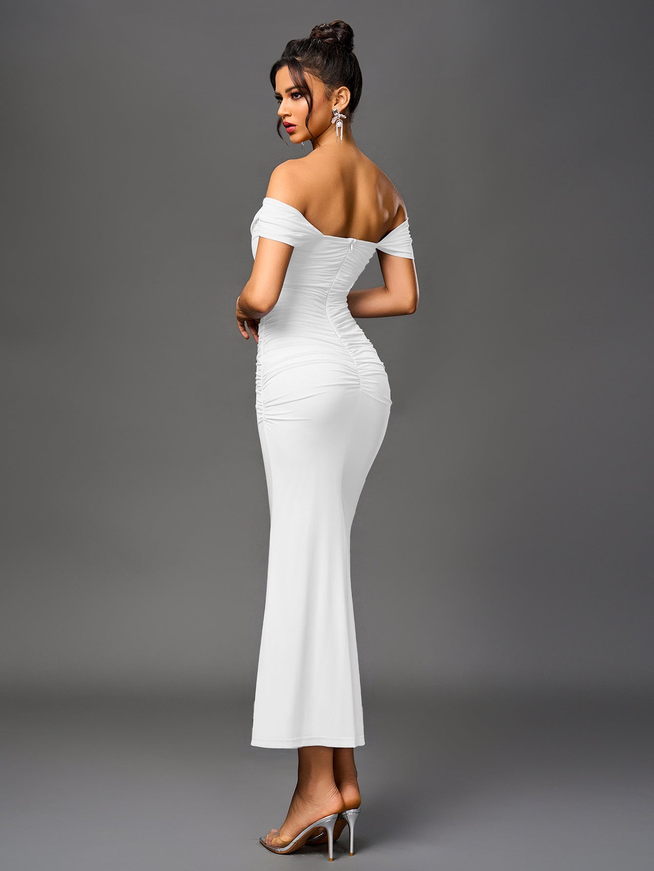 Robe longue moulante à épaules dénudées – Fronces et ourlet sirène | Robe de soirée extensible