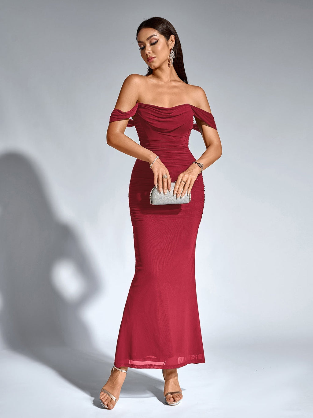 Robe longue moulante à épaules dénudées – Fronces et ourlet sirène | Robe de soirée extensible