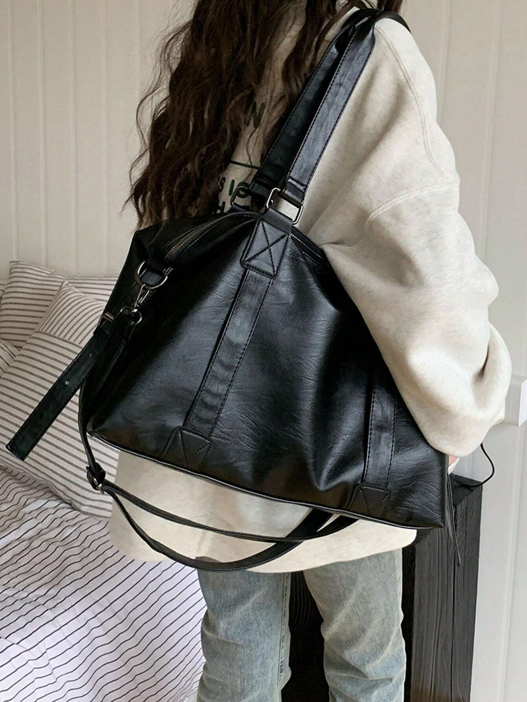 RAFA - Elegant Large Tote Bag
