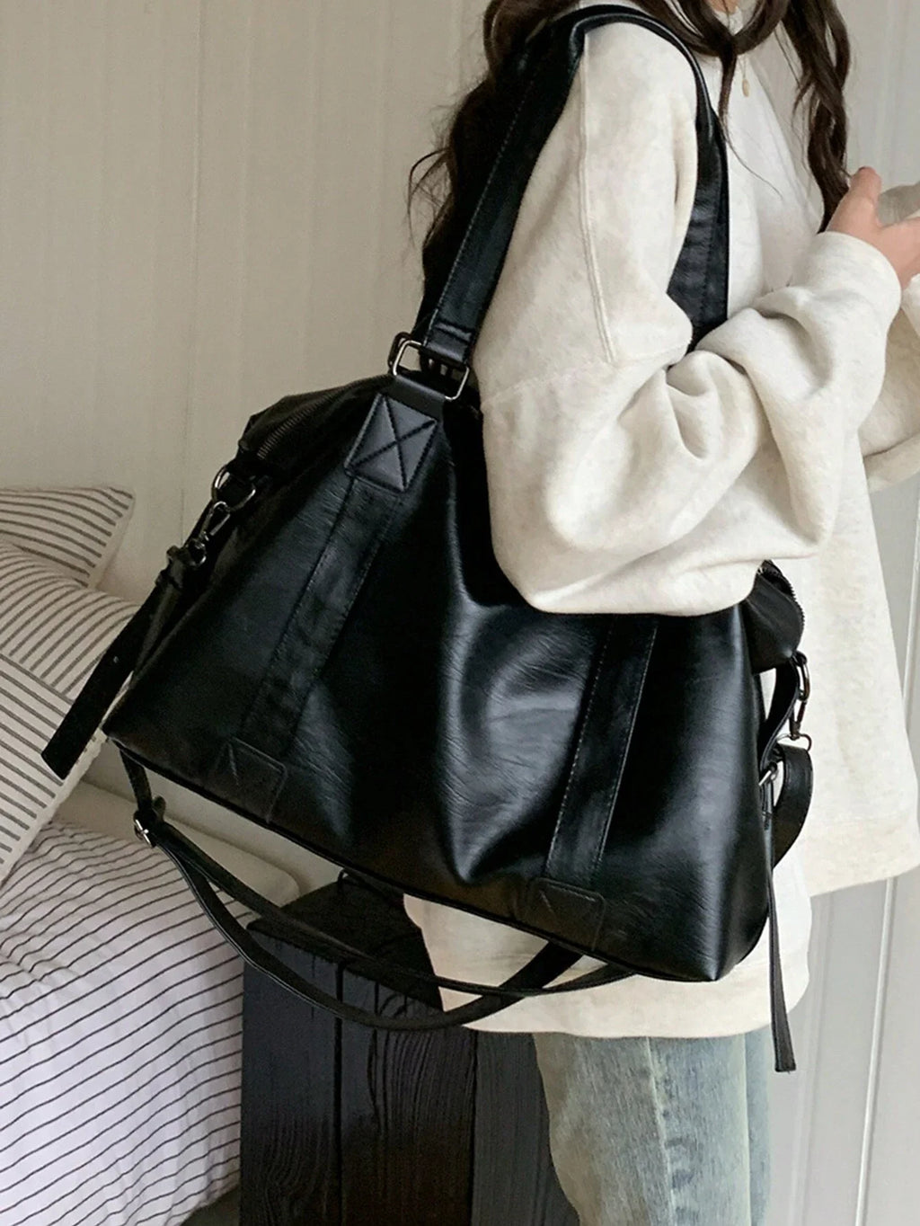 RAFA - Elegant Large Tote Bag