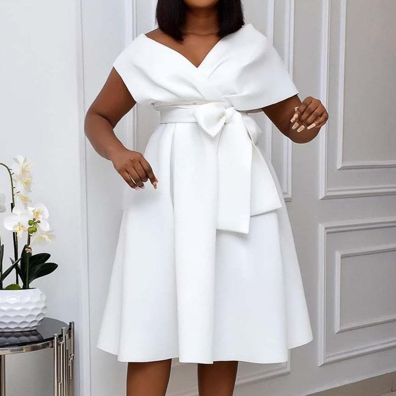 Robe élégante col V