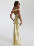 Robe noire satinée dos nu