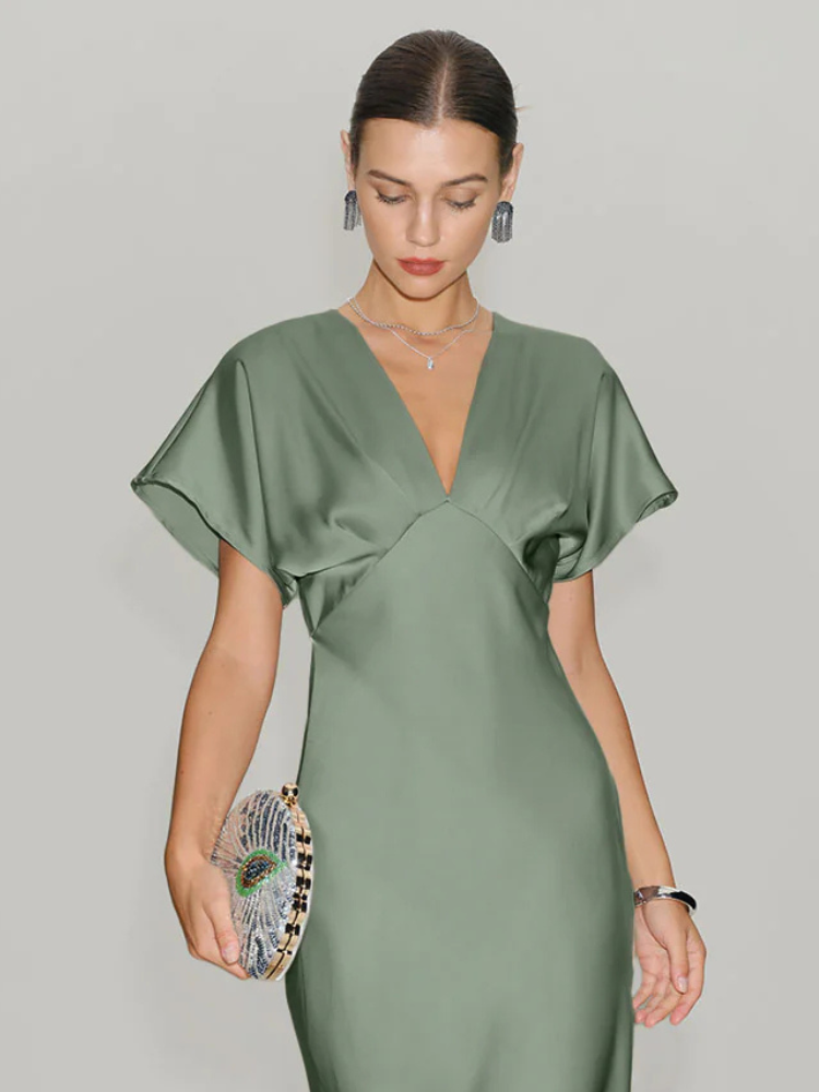Robe demoiselle d'honneur vert sauge satin