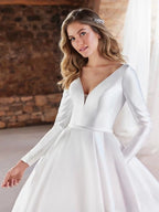 Robe mariée satin manche longue