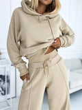 Ensemble pour femmes avec sweat à capuche et pantalon de survêtement - Confortable, élégant et polyvalent