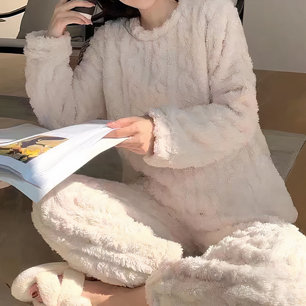 Women's warm fleece pajamas