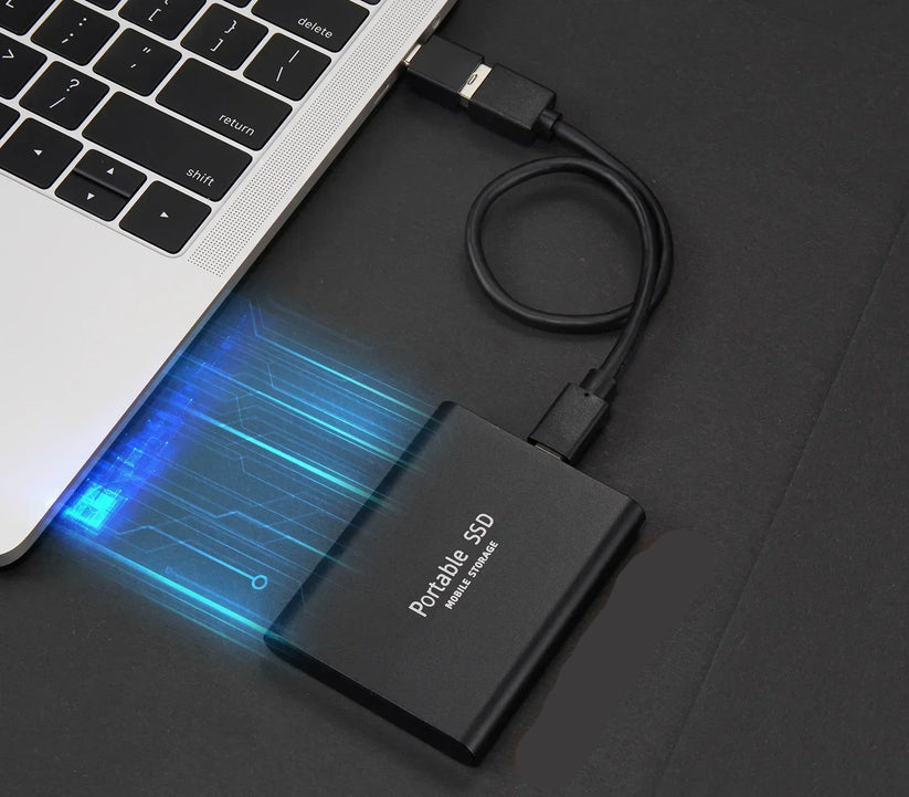 SSD externe Speedora Ultra | USB 3.1 Type-C | Jusqu'à 1 000 Mo/s | 500 Go / 1 To / 2 To | Compact et résistant aux chocs