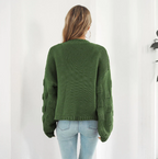 Luxurious warm long-sleeved women's sweater